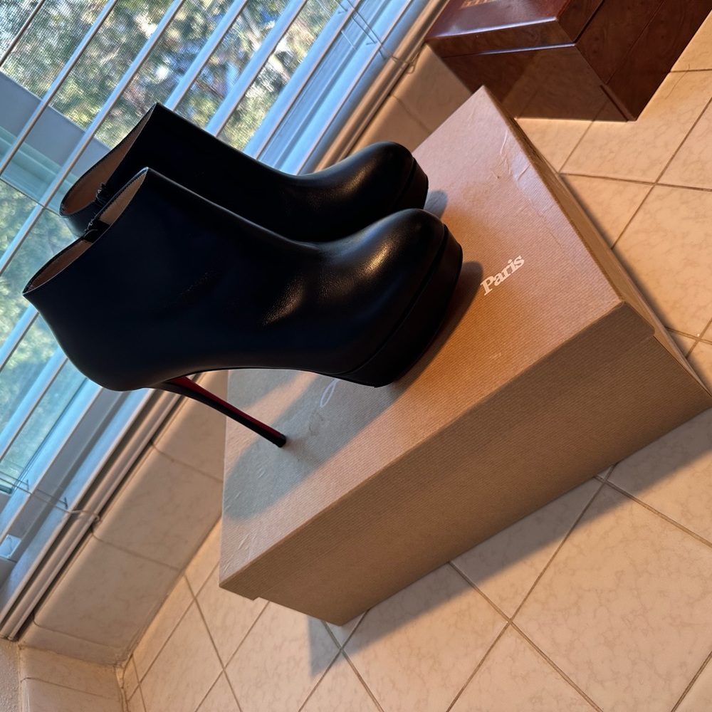 Christian Louboutin DIRDIBOOTIE Black Heeled Boots